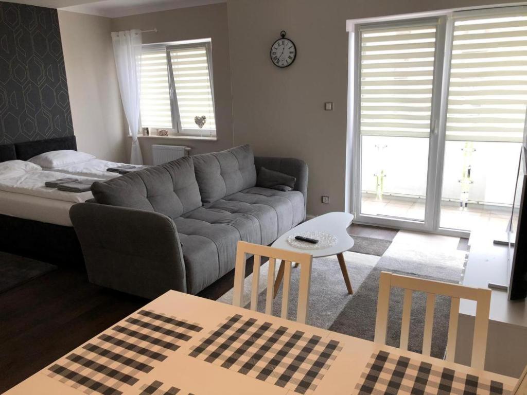 Apartamenty Plaza Słupca エクステリア 写真