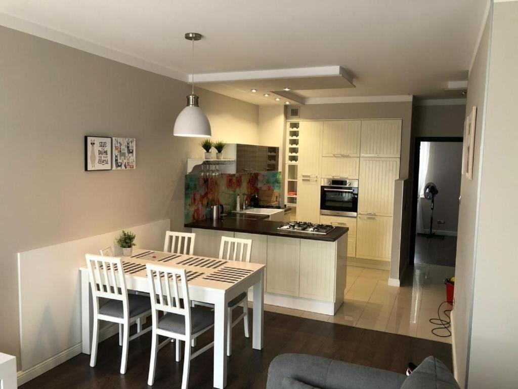 Apartamenty Plaza Słupca エクステリア 写真