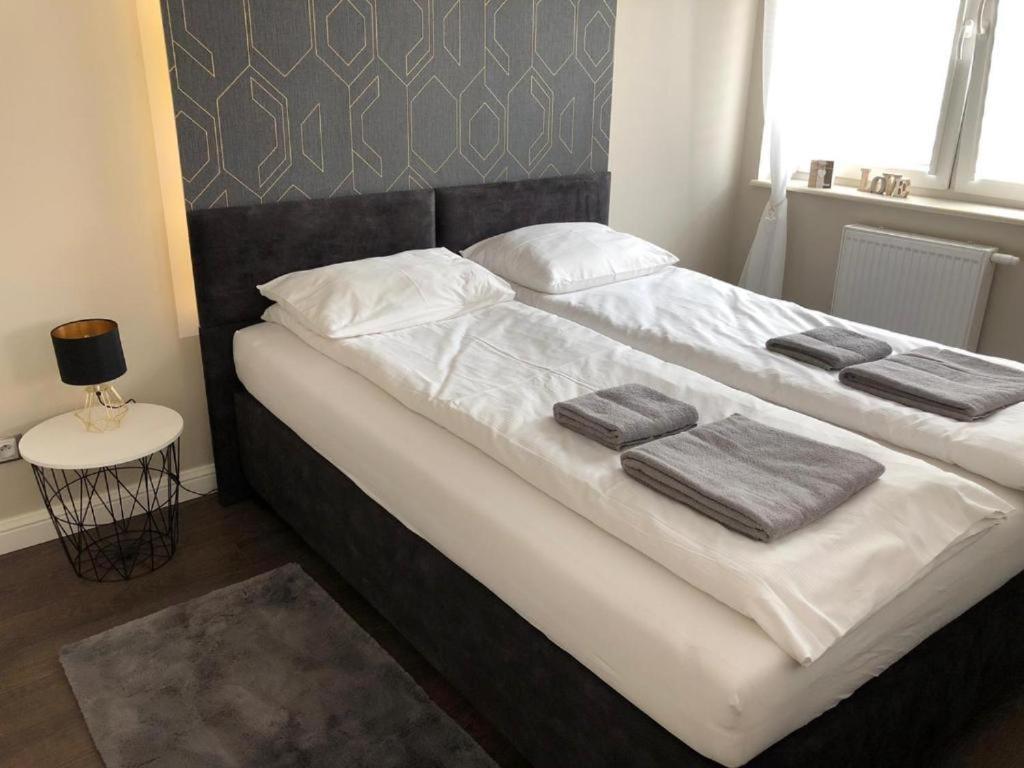 Apartamenty Plaza Słupca エクステリア 写真