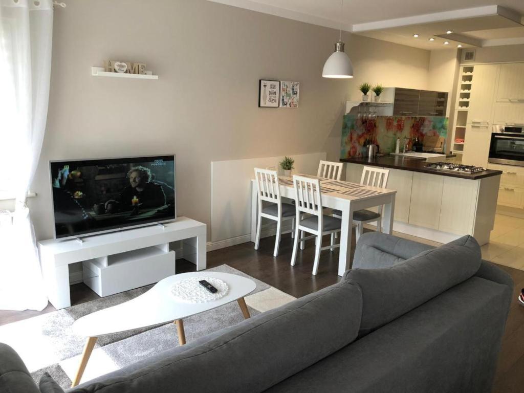 Apartamenty Plaza Słupca エクステリア 写真